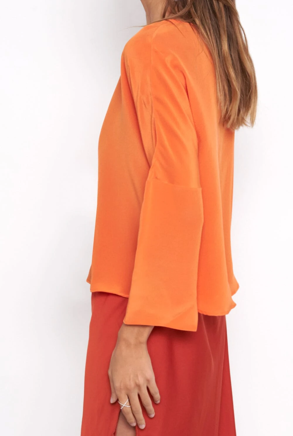 Lea Orange Silk Blouse 3 Lea Orange Silk Blouse - Imagen 3