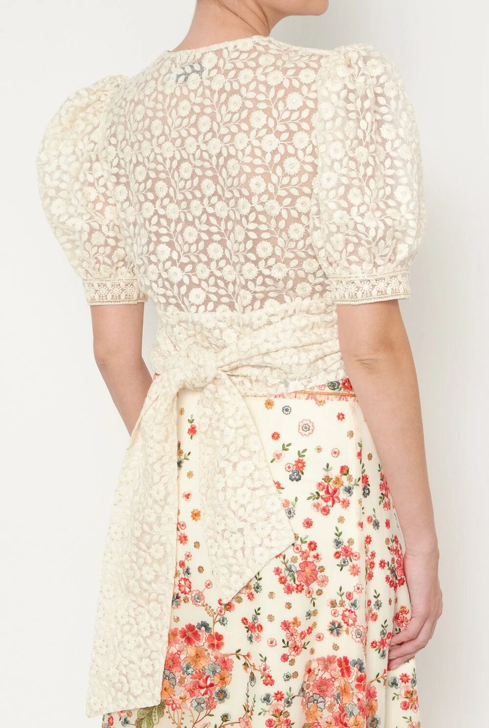 Nirav Top 4 Nirav Top - Imagen 4