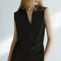 Top Drapeado Negro