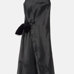 Vestido Semientallado Lazo Negro Brillante - Pre- Order